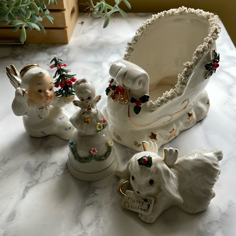 Vintage Christmas ceramic LOT - AS IS
